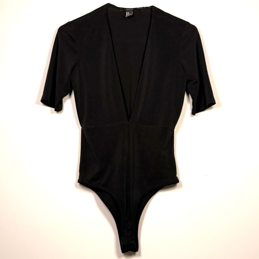 Forever 21 Black V-Neck T-shirt Bodysuit